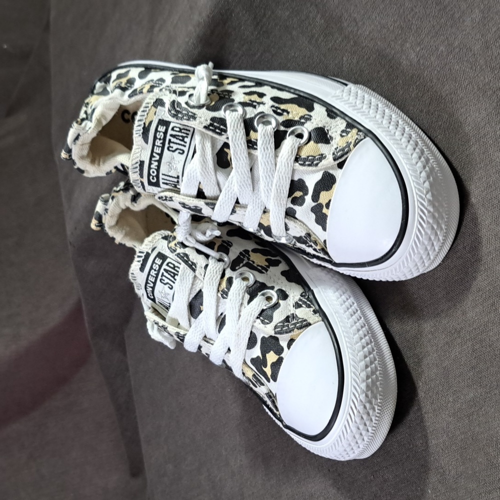 Converse All Star Low Top Sneakers White Black Tan Leopard Print